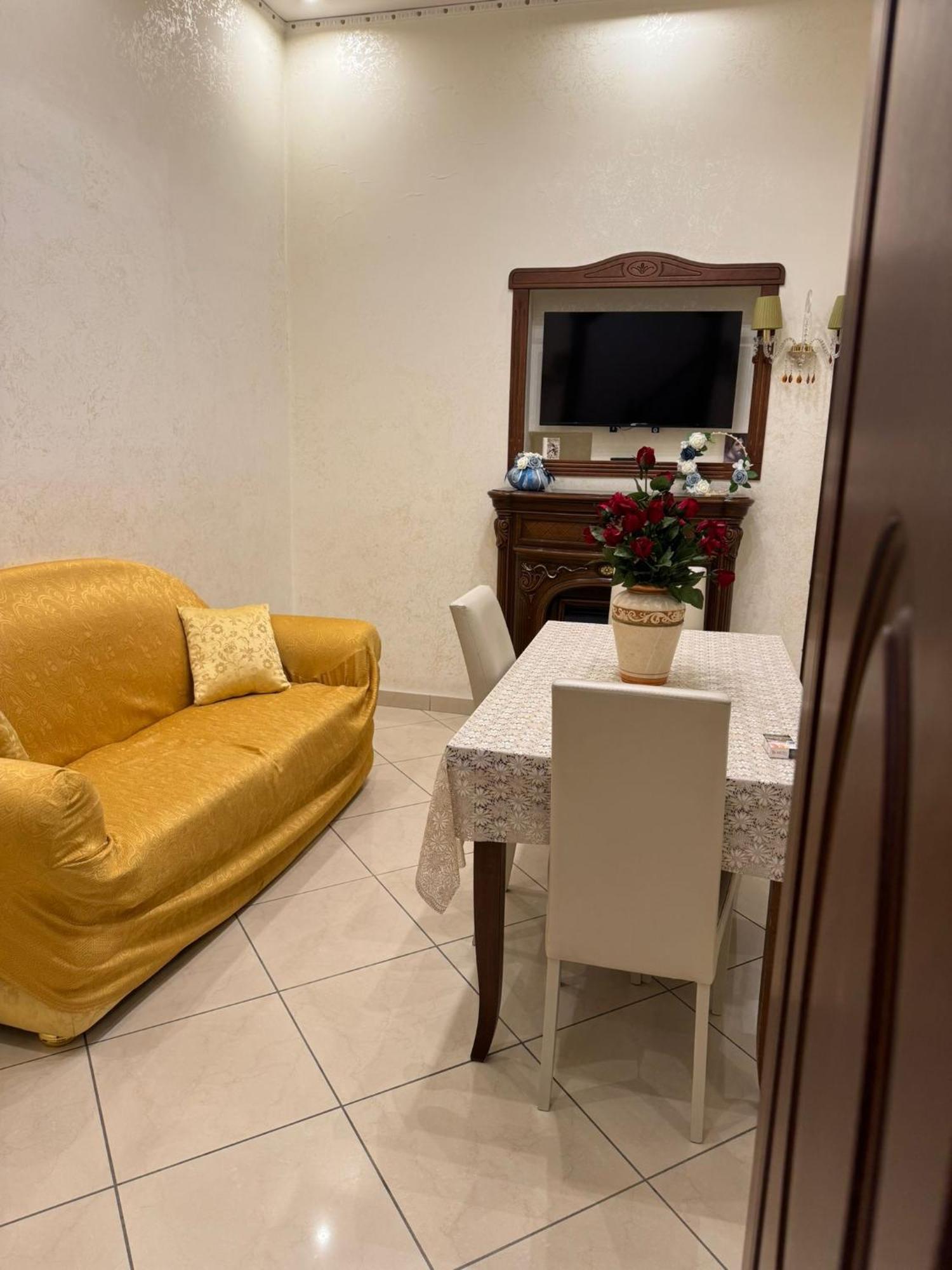Alloggio in famiglia La Dimora Di Partenope Napoli